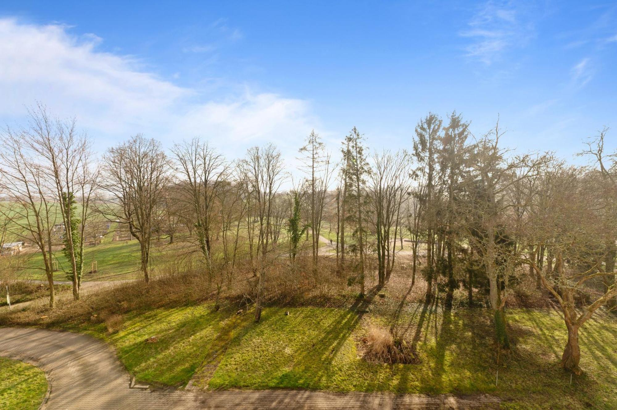 Roomfall Am Kurpark Mit Blick Ins Gruene-Parkplatz-Waschmaschine-Kueche-Wifi Bad Rappenau Bagian luar foto